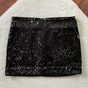FOREVER 21 Black & Silver Sequin Mini Skirt with Pockets